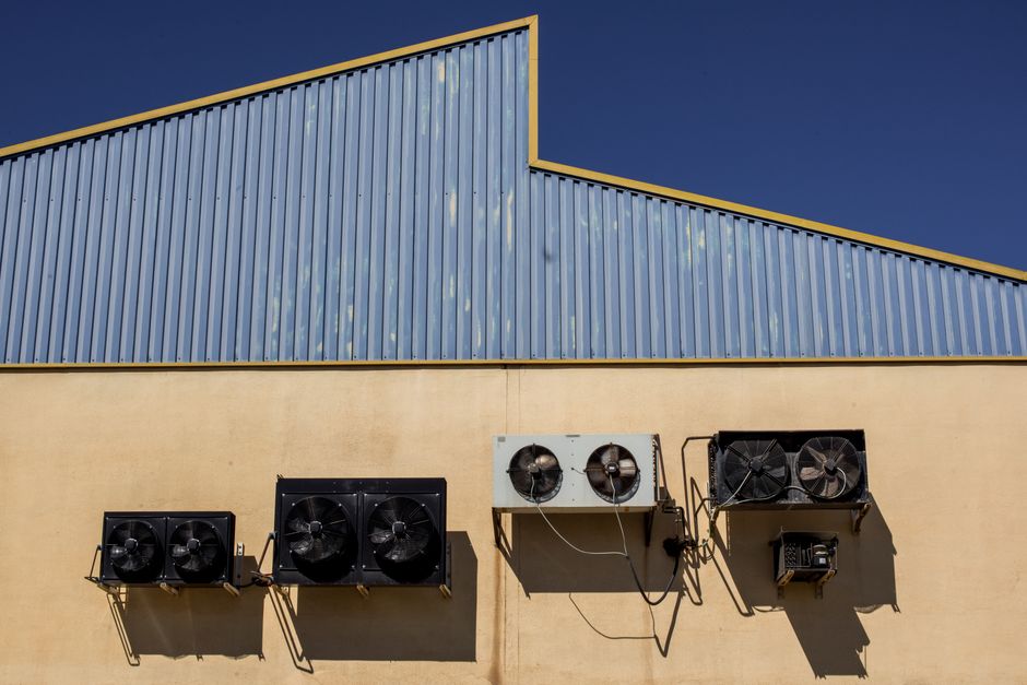 Condenser units serviced in Peoria, AZ